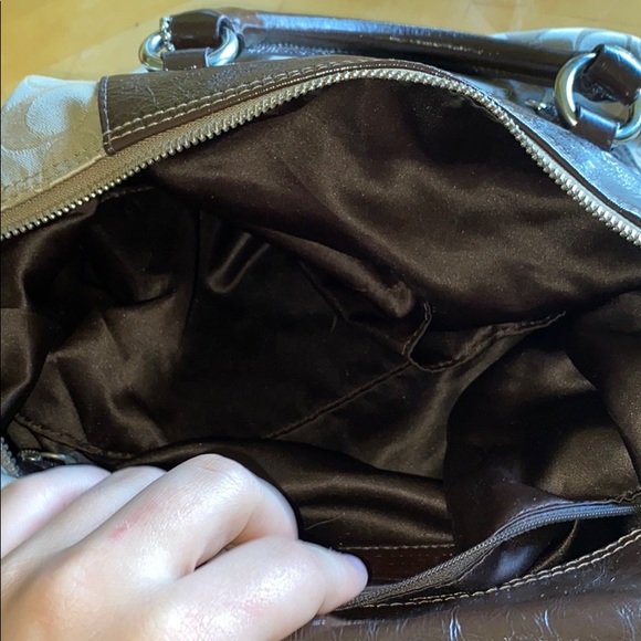 Coach purse lovely condition :) - Picture 4 of 6